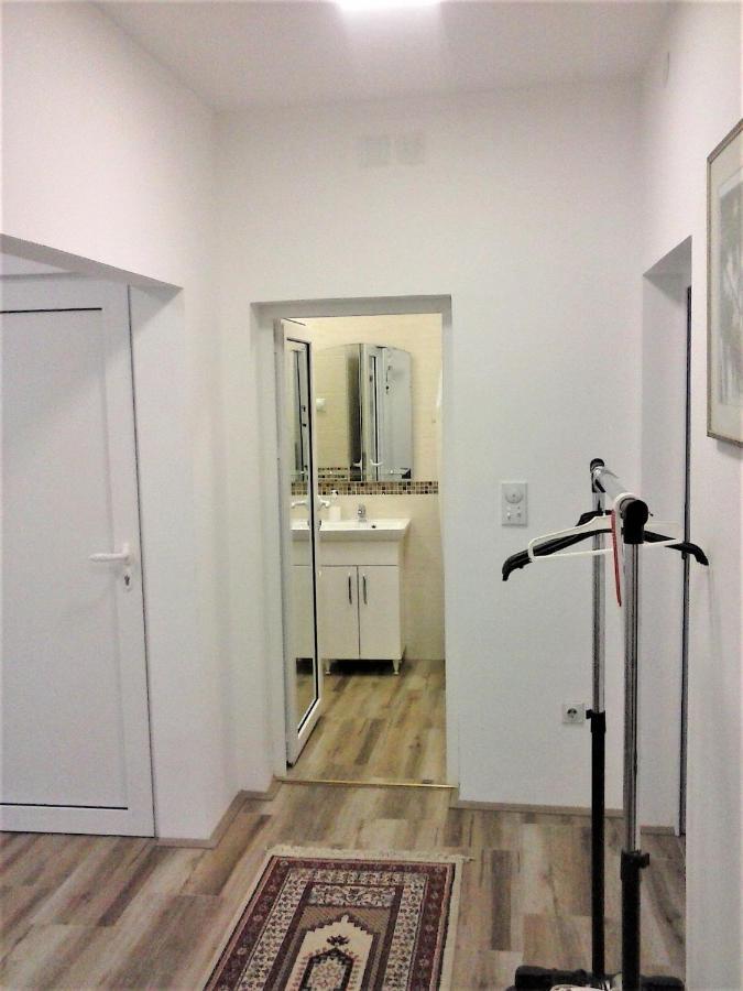 Ni Apartman Veljic מראה חיצוני תמונה